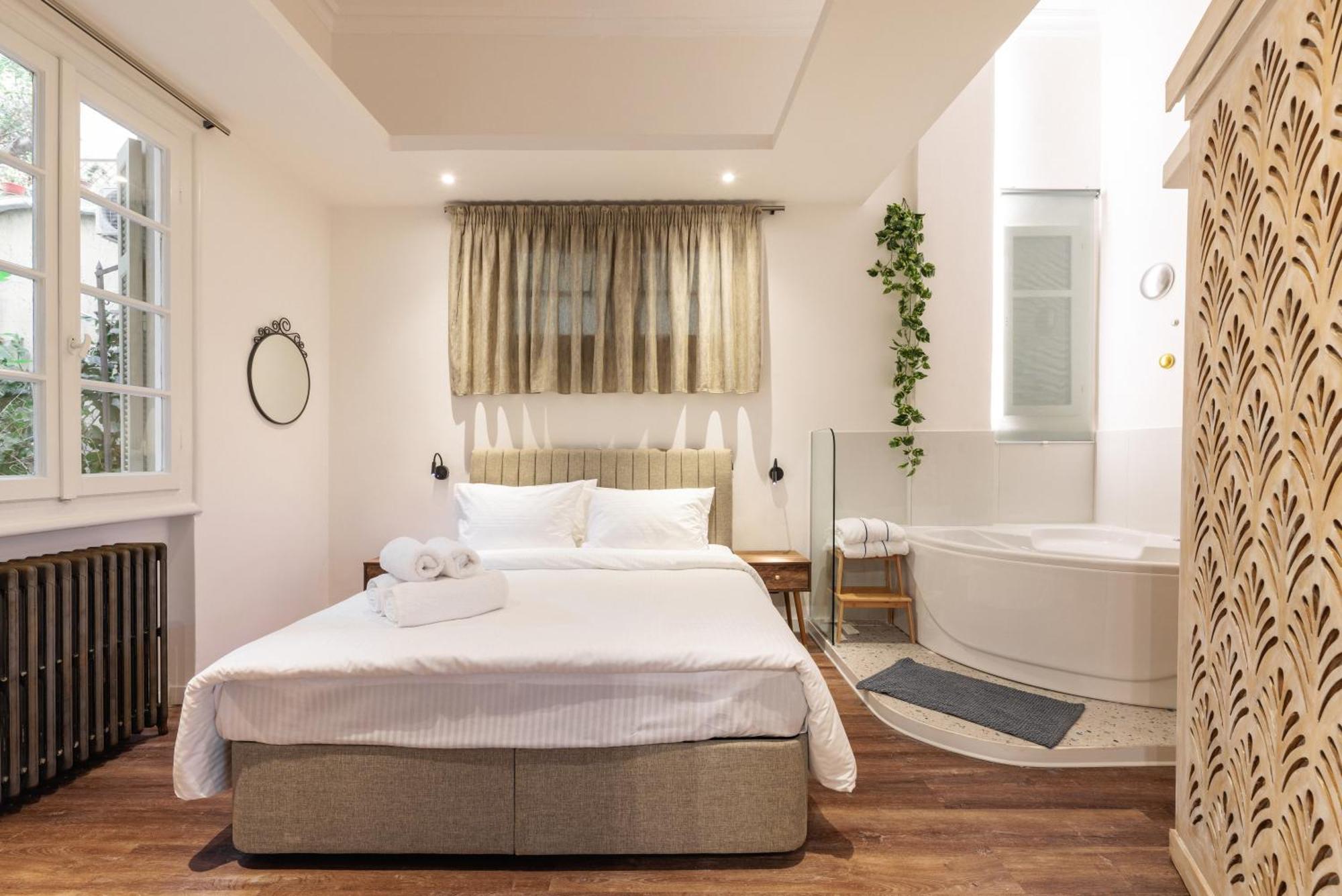 Couple-In Magical Suite With Jacuzzi Θεσσαλονίκη Εξωτερικό φωτογραφία