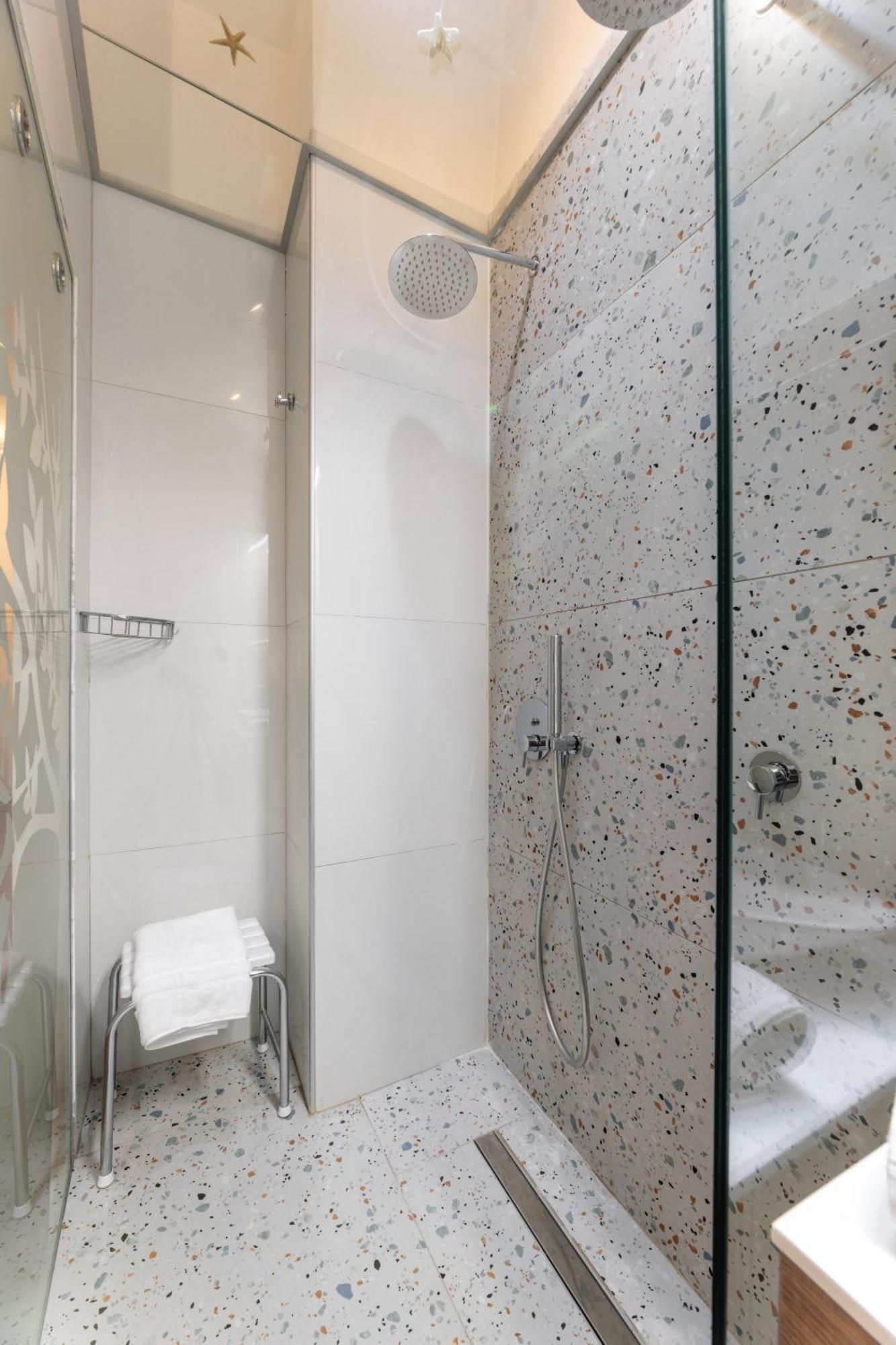 Couple-In Magical Suite With Jacuzzi Θεσσαλονίκη Εξωτερικό φωτογραφία